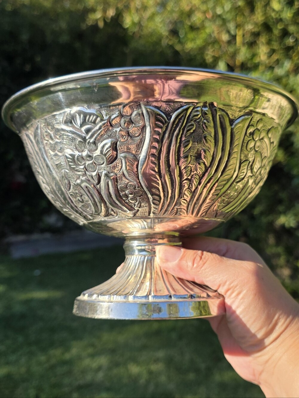 STUNNING Vintage Ornate Repoussé Silver Footed Centerpiece Bowl / Rose Bowl